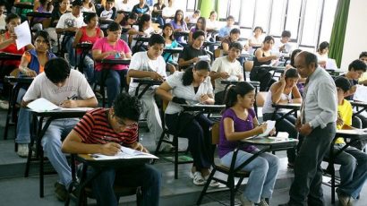 20 estudiantes de la UNSCH acudirán al CADE Universitario