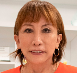 Marina Bustamante Méjico